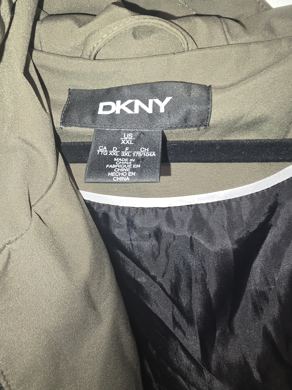 DKNY Men's Olive Green Pants - Classic Tailored Fit